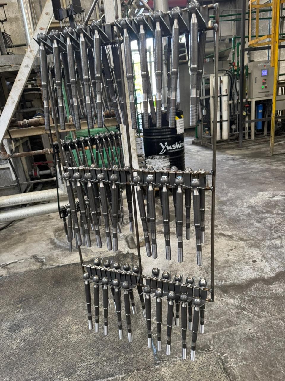 Imagen 2 de Fabricación de pernos roscados industriales