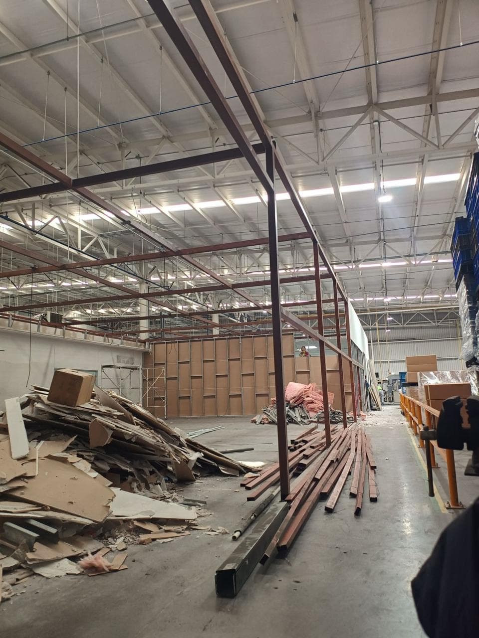 Imagen 1 de Adecuación de oficinas industriales