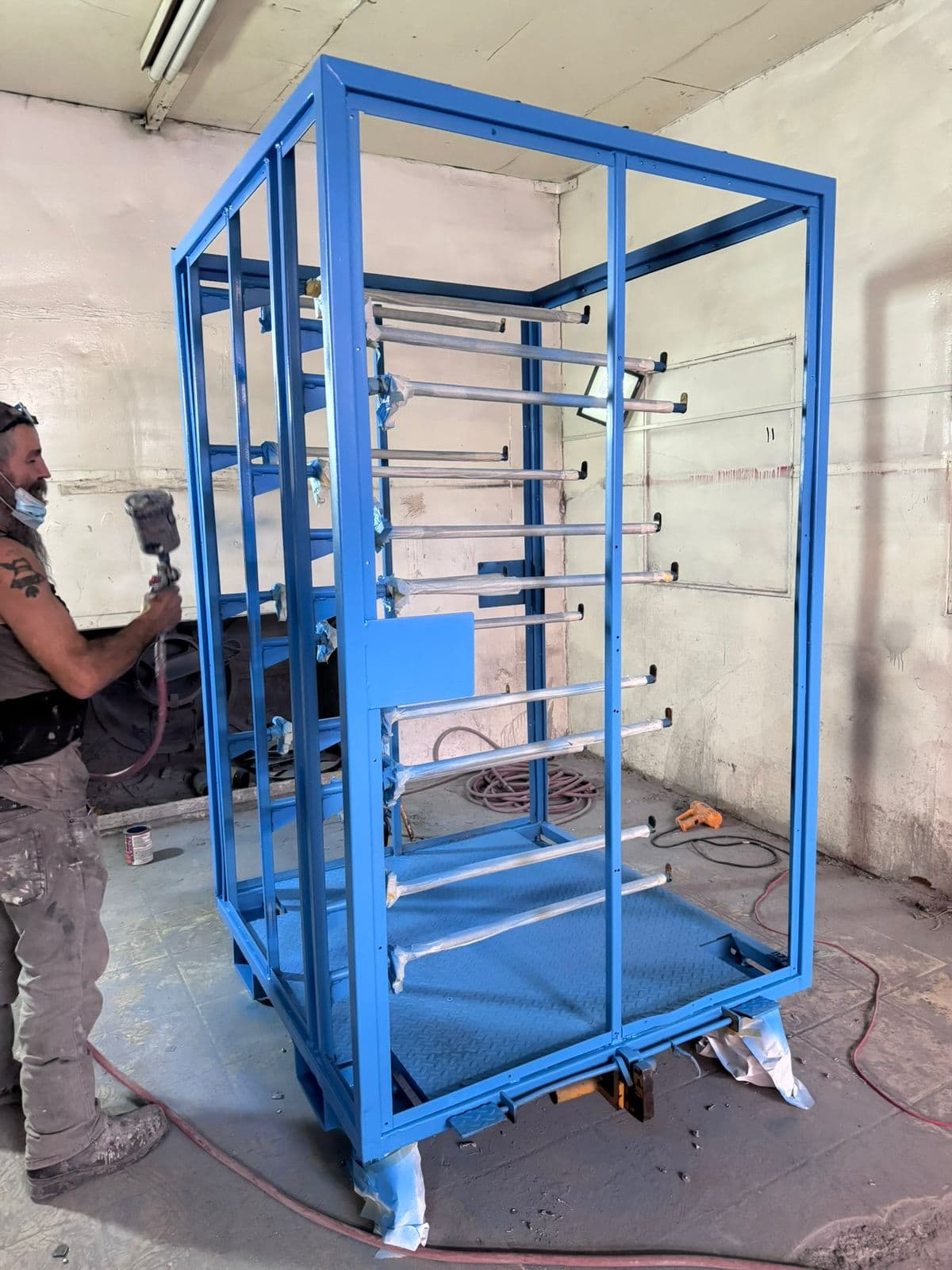 Fabricación de dolies y racks 1